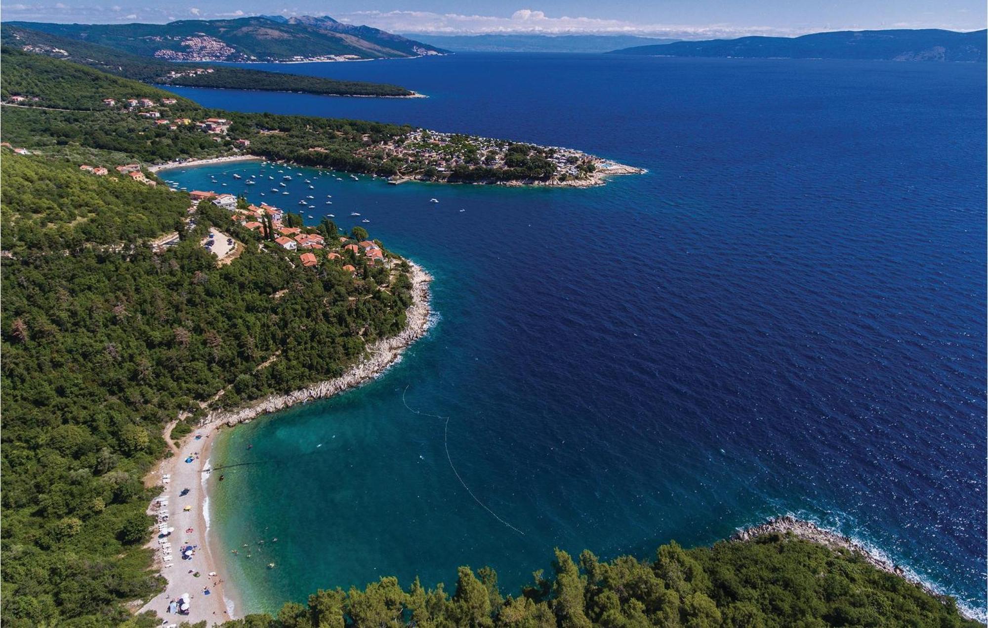 2 Bedroom Gorgeous Apartment In Rabac Εξωτερικό φωτογραφία