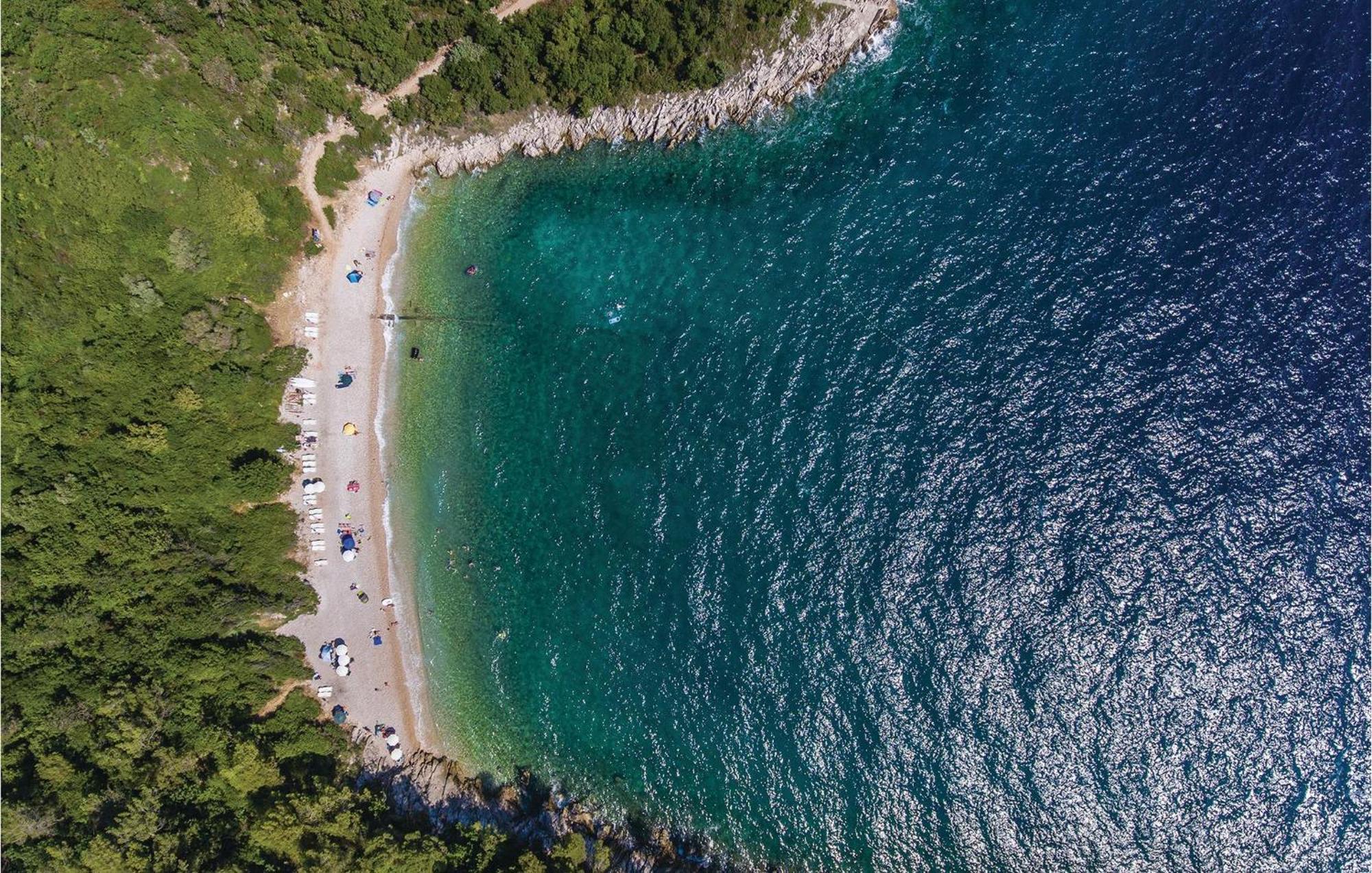 2 Bedroom Gorgeous Apartment In Rabac Εξωτερικό φωτογραφία