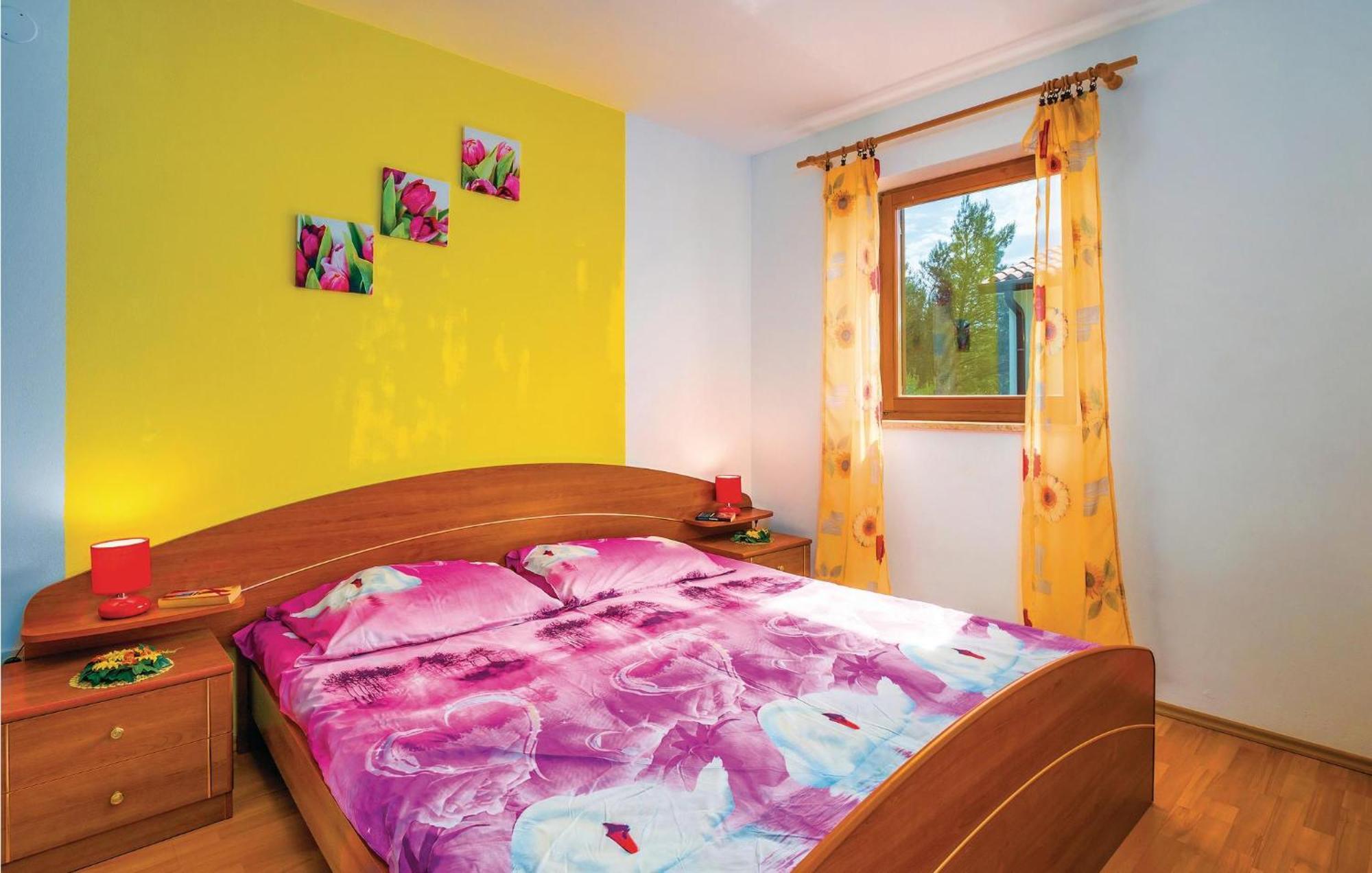 2 Bedroom Gorgeous Apartment In Rabac Εξωτερικό φωτογραφία